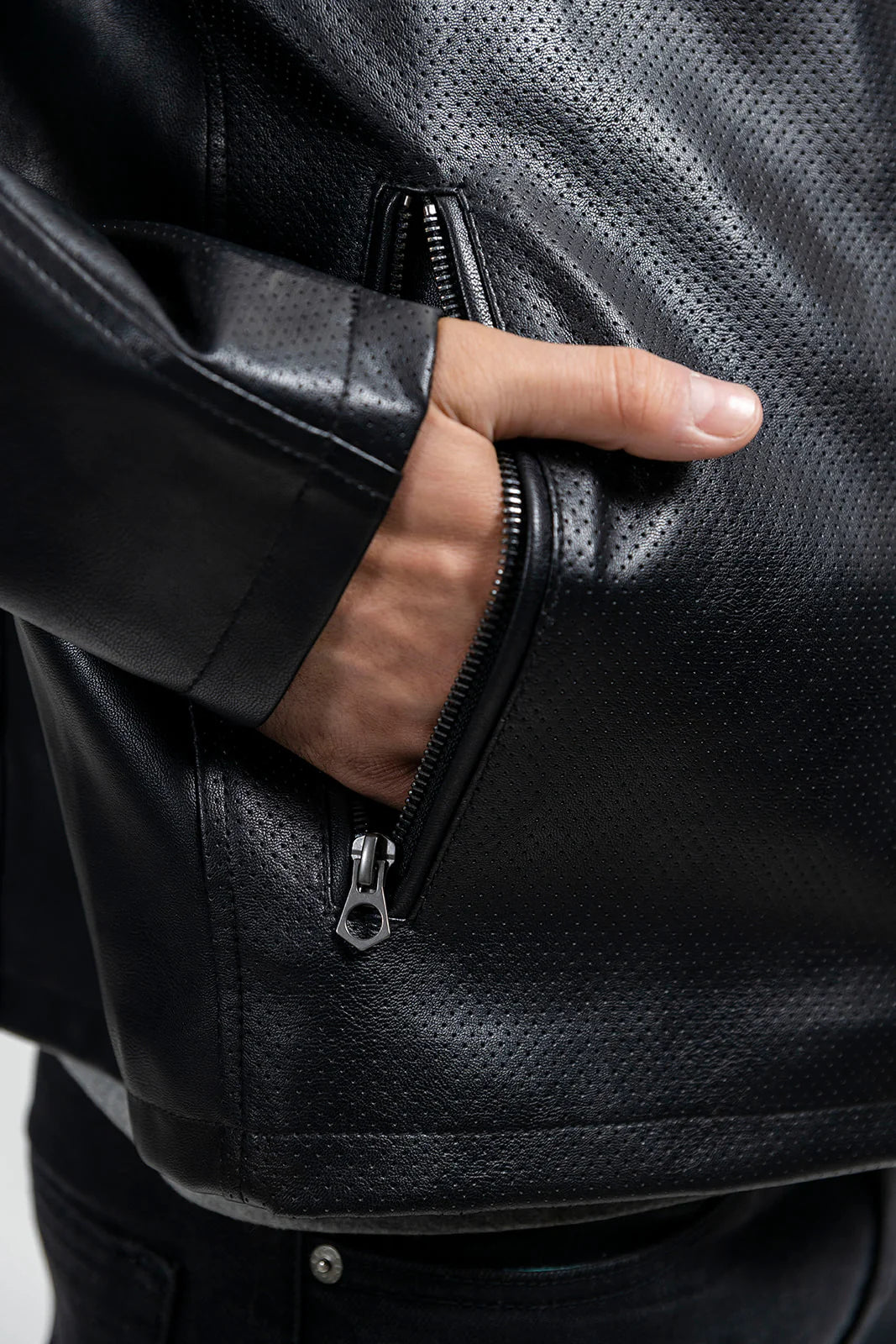 UrbanOliver Men's Leather Jacket